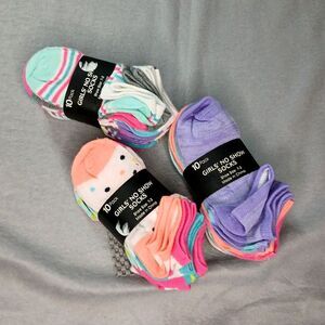 10 pair Girls No Show Socks Random Colors Designs Poly/Spandex NIP shoe sz: 7-3
